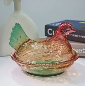 Mini Whimsical Glazed Crystal Chicken Hen Trinket Dish with Removeable Lid